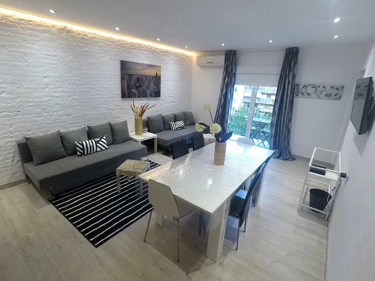 Your Home - Sagrada Familia Apartment Barcelone