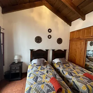 https://casa-los-habitantes-antigua-guatemala.guatemalaantiguahotels.com