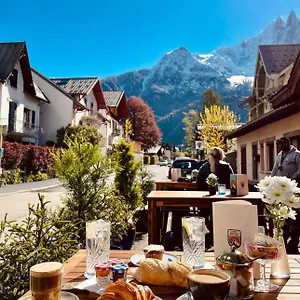 https://le-petit-social-home.hotels-rhonealpes.com